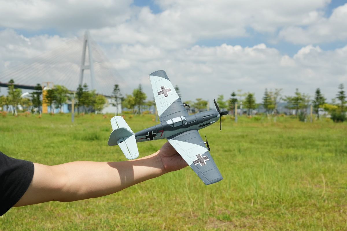 What’s the difference between Gas and Electric RC planes?